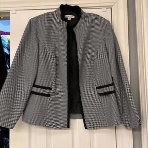 Coldwater Creek Black/White Fully Lined Button Down Tweed Jacket. Size 18. Work